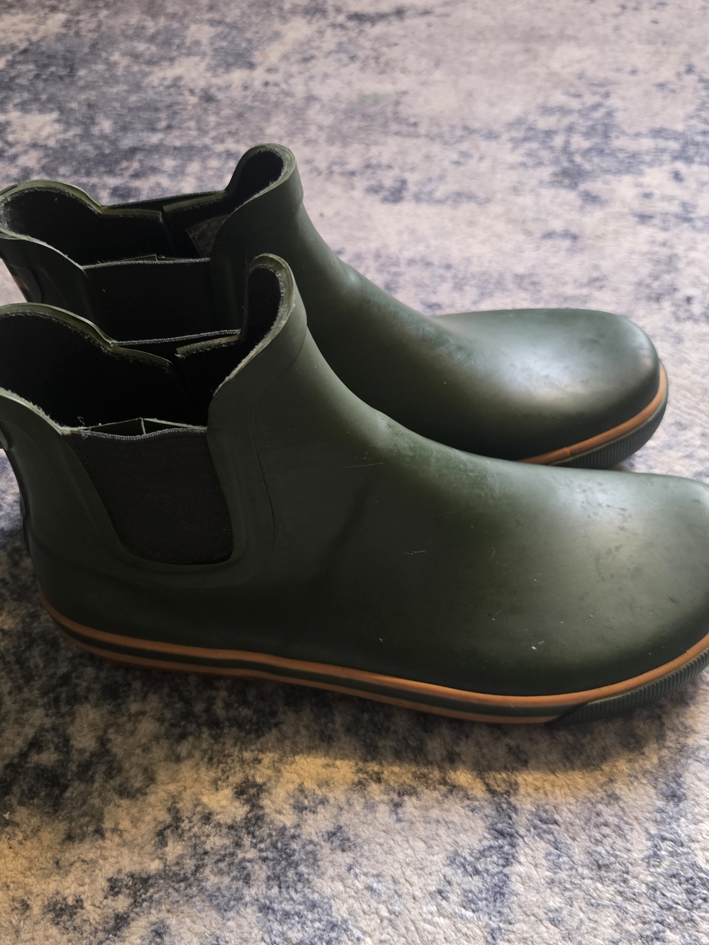 Rocket Dog Rainbow Green Chelsea Rain Boots Women's Size 8.5 EU 39
